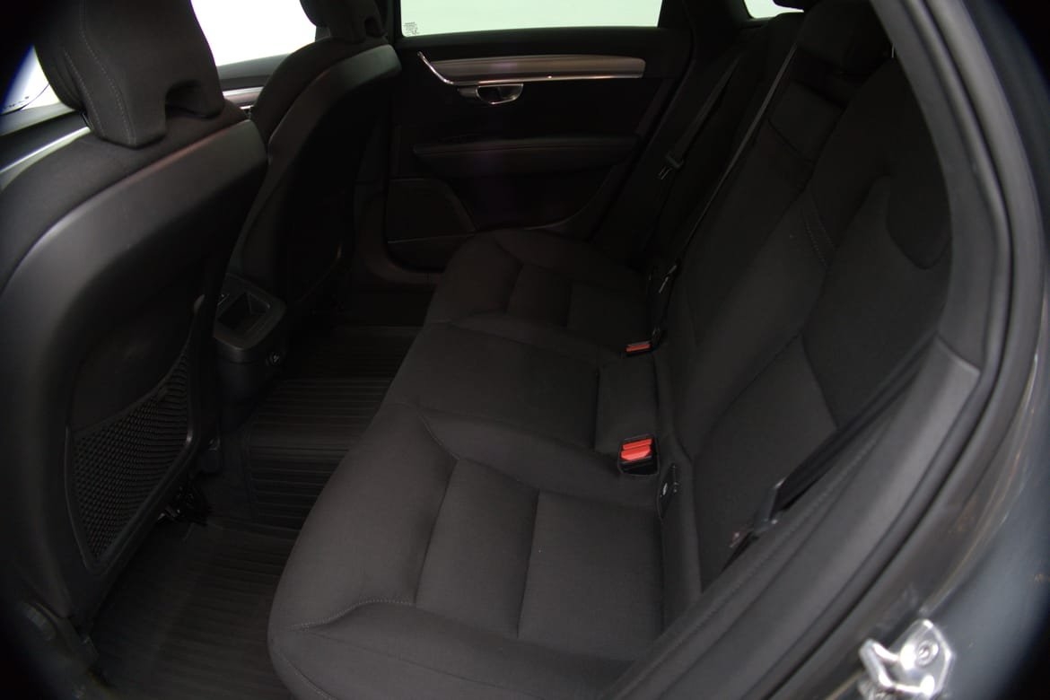 Volvo V90 2019, kuva 5/17