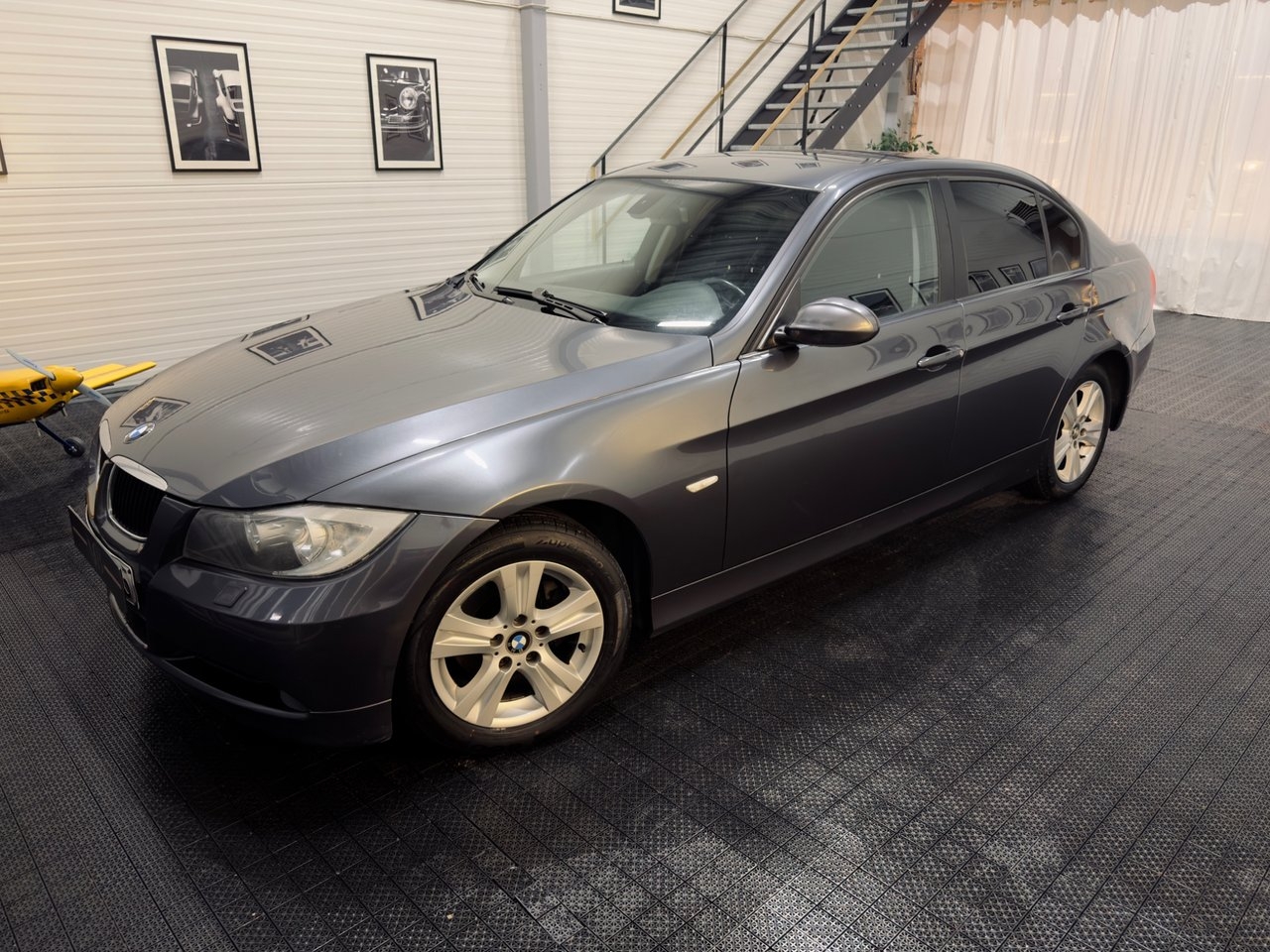 BMW 320 2007, bild 6/22