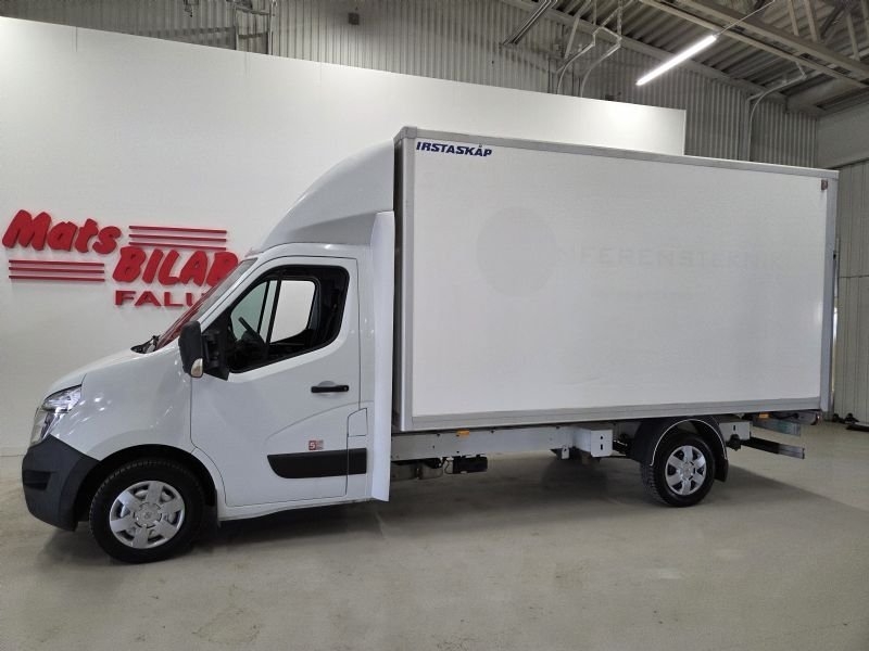 Nissan NV400