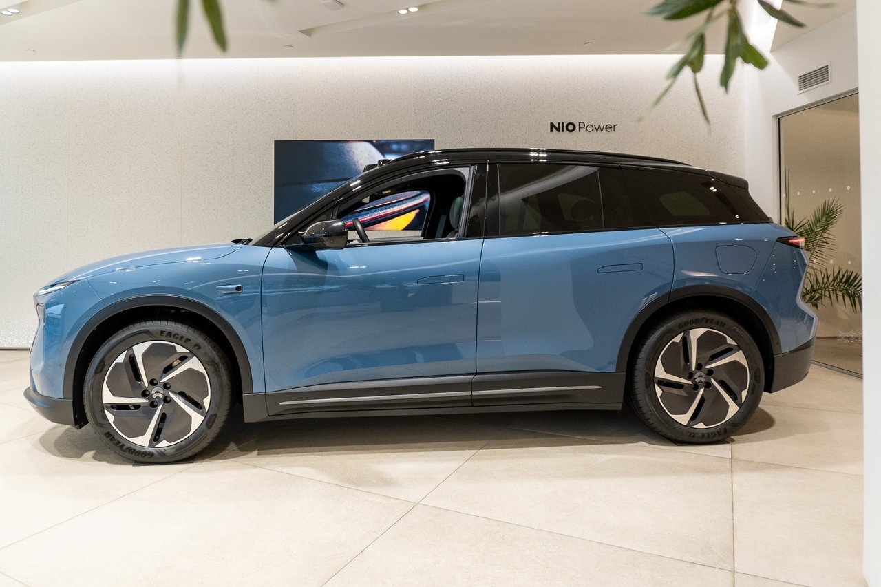 NIO EL6