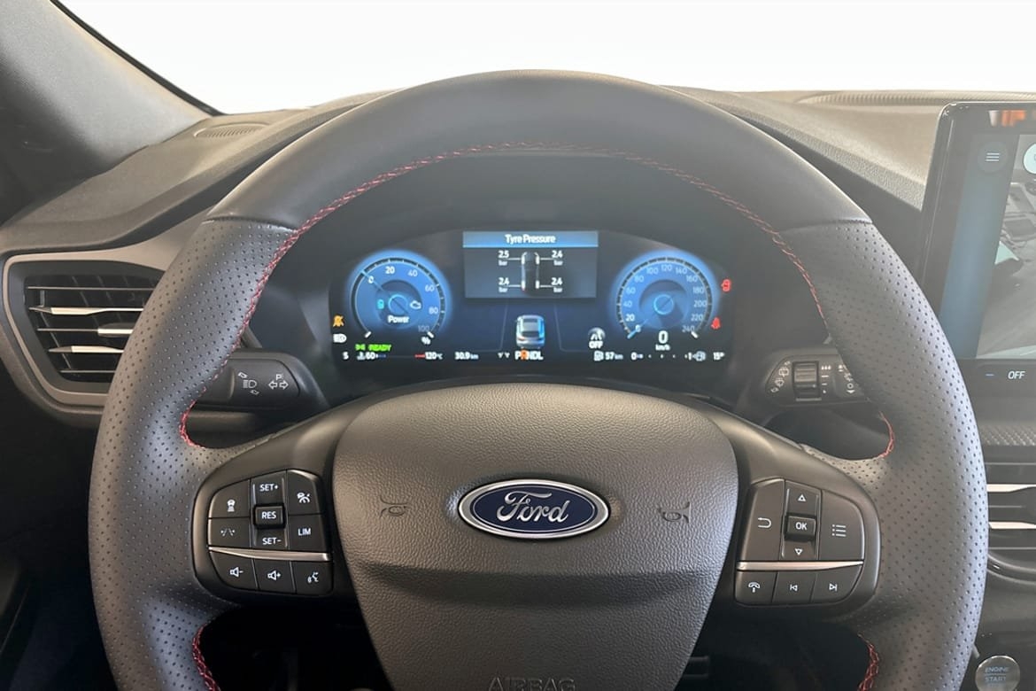 Ford Kuga Plug-In Hybrid 2026, bild 7/10