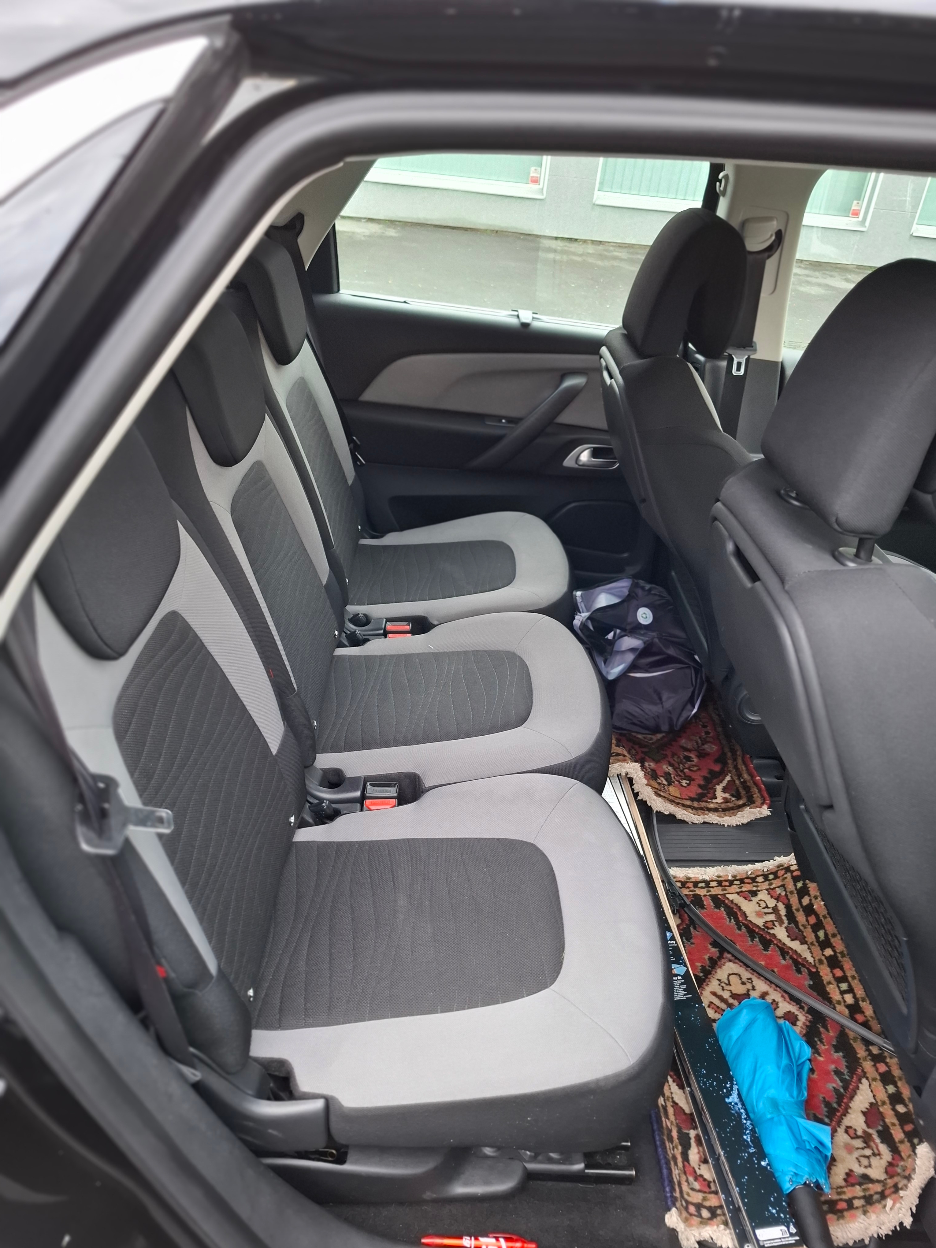 Citroen C4 Picasso 1.6 HDi Manuell 2013, bild 6/7