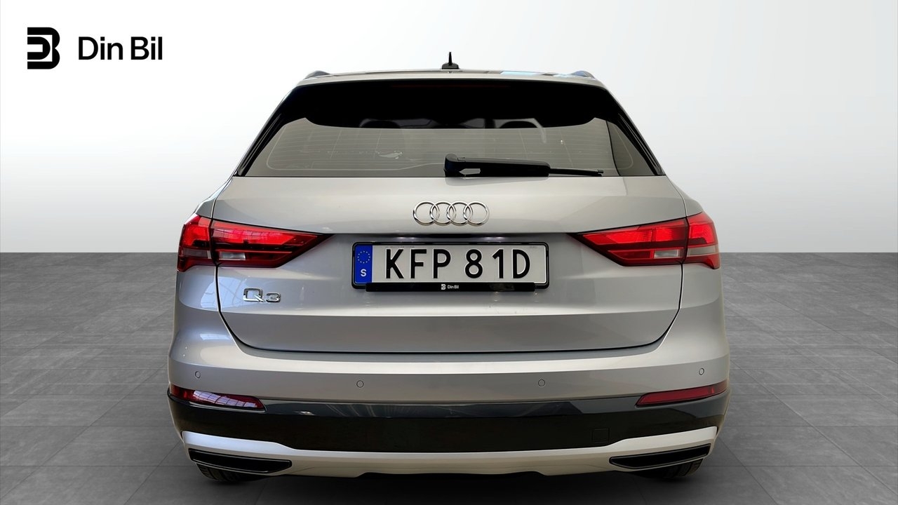 Audi Q3 2021, photo 5/10