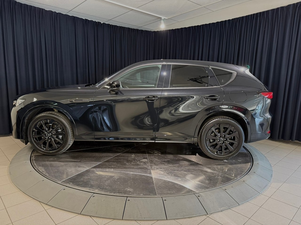 Mazda CX-60 PHEV AWD HOMURA Conv&Sound 2026, kuva 3/10