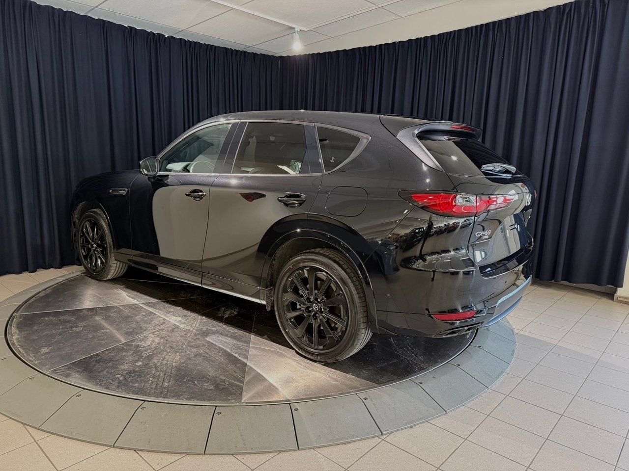 Mazda CX-60 PHEV AWD HOMURA Conv&Sound 2026, kuva 4/10