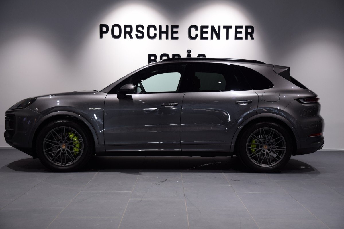 Porsche Cayenne E-Hybrid 2025, kuva 2/10