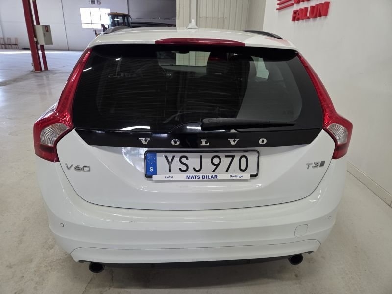 Volvo V60 2018, kuva 7/10