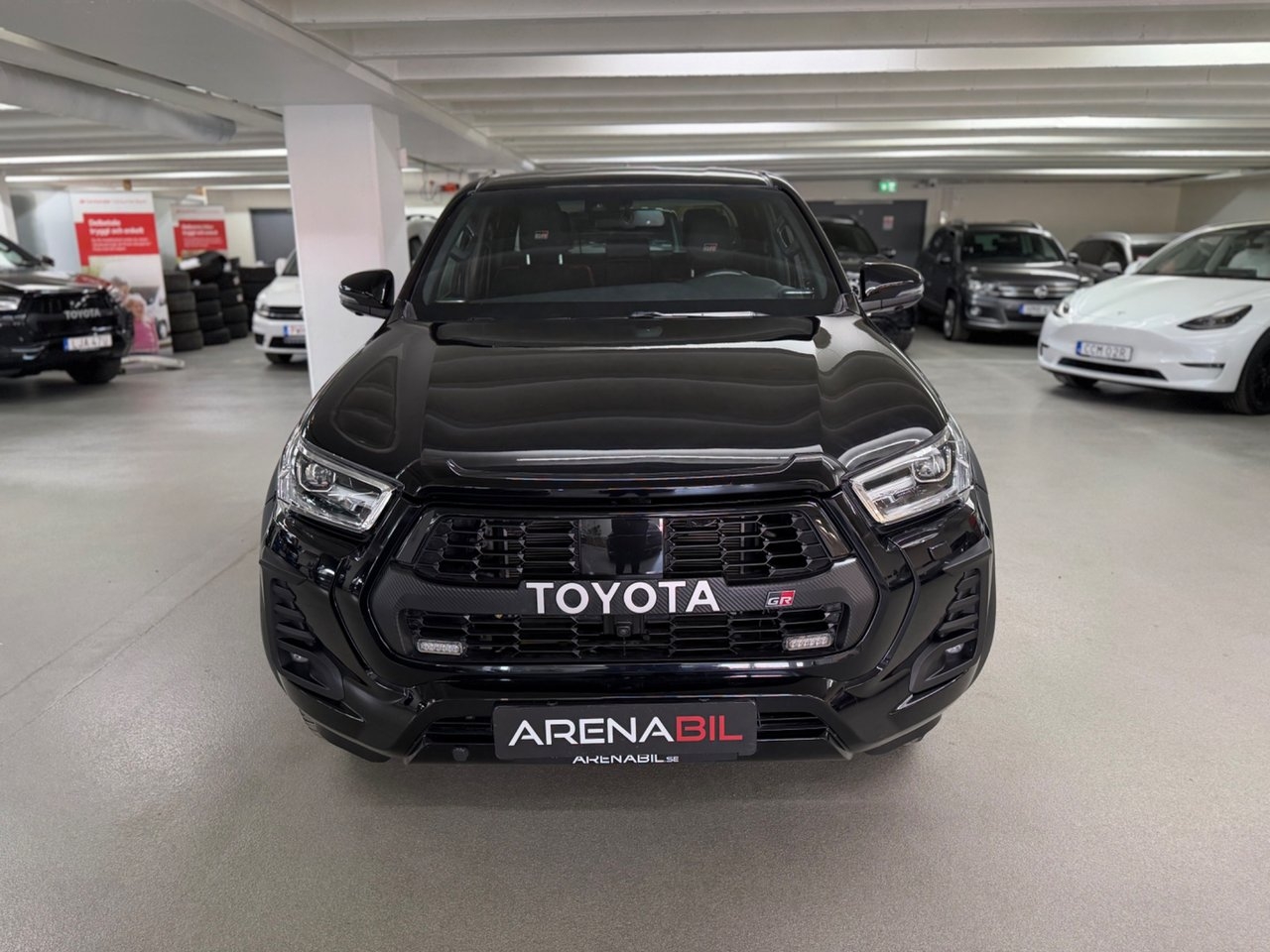 Toyota HiLux 2023, kuva 7/10