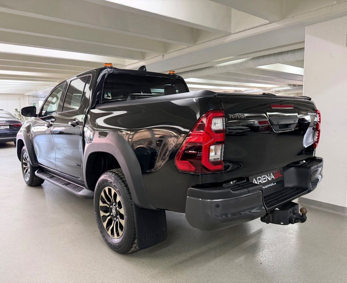 Toyota HiLux 2023, kuva 4/10