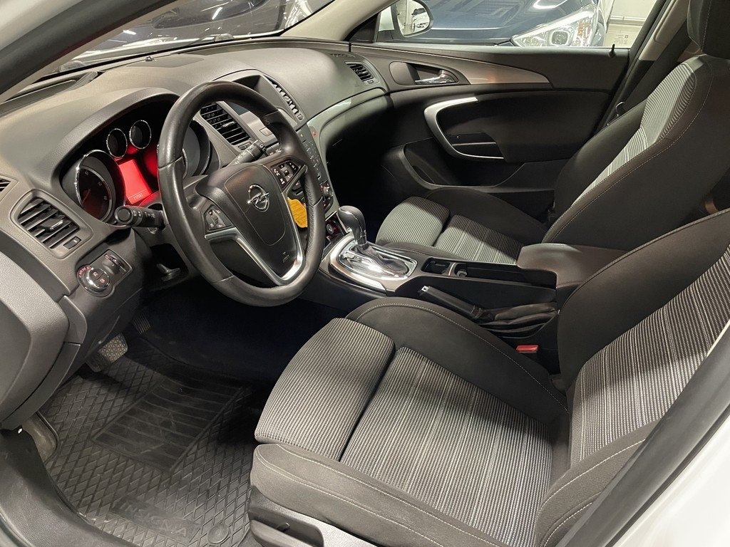 Opel Insignia 2011, bild 5/9