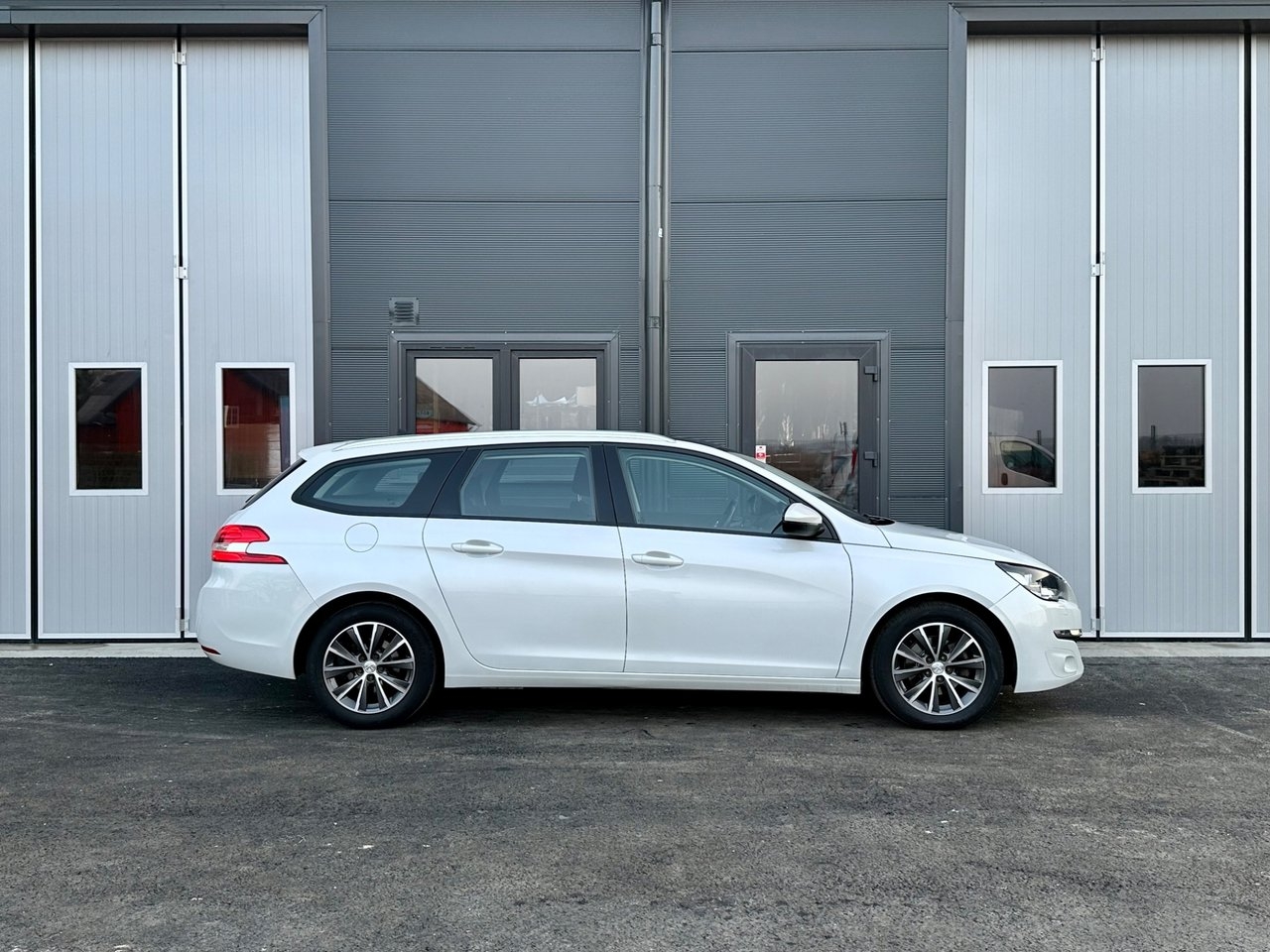 Peugeot 308 2014, bild 4/14
