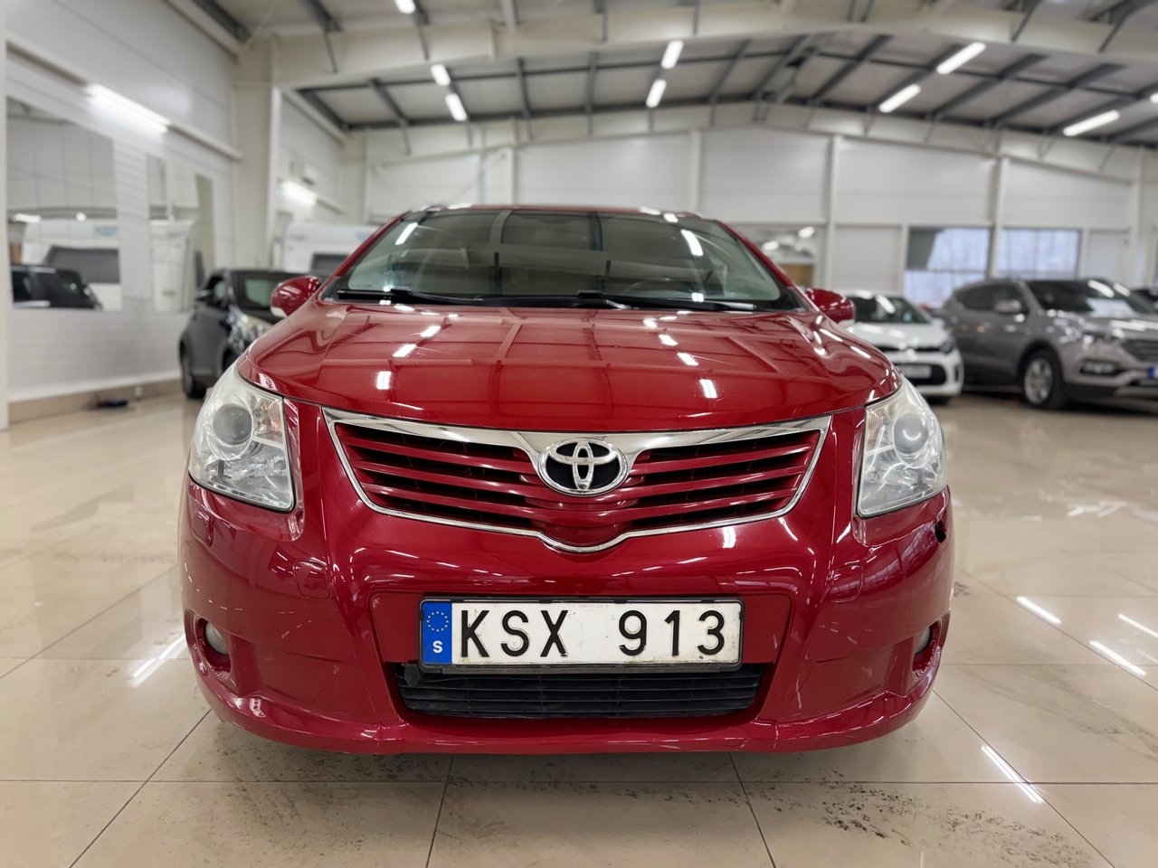 Toyota Avensis 2010, kuva 7/10