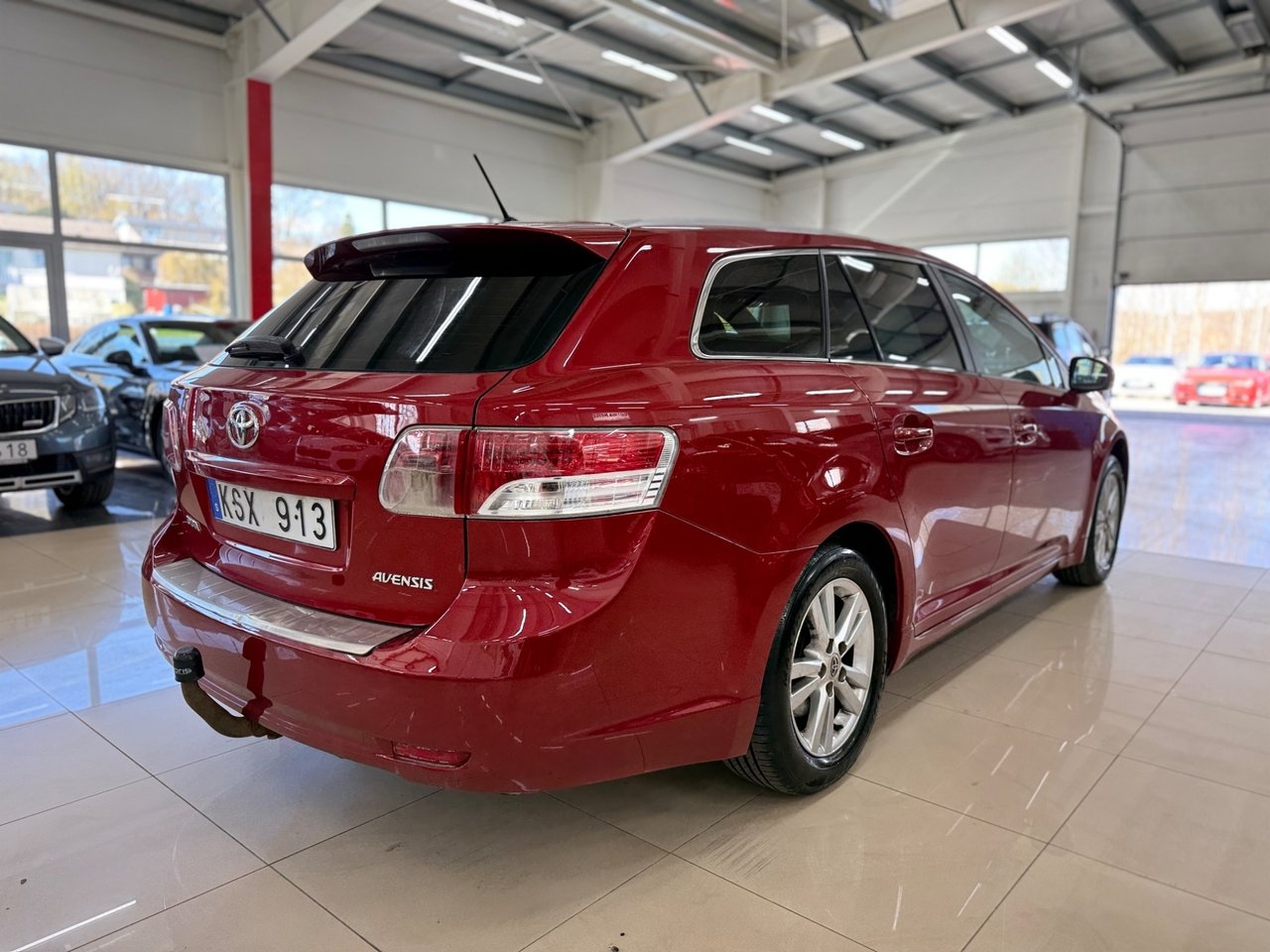 Toyota Avensis 2010, kuva 3/10