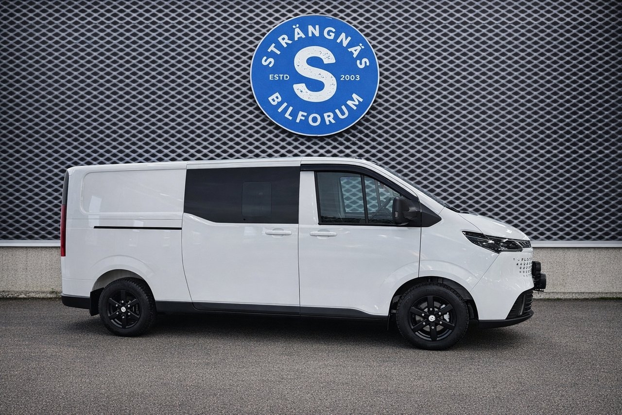 Maxus Deliver 7 6 säten 2026, bild 2/10