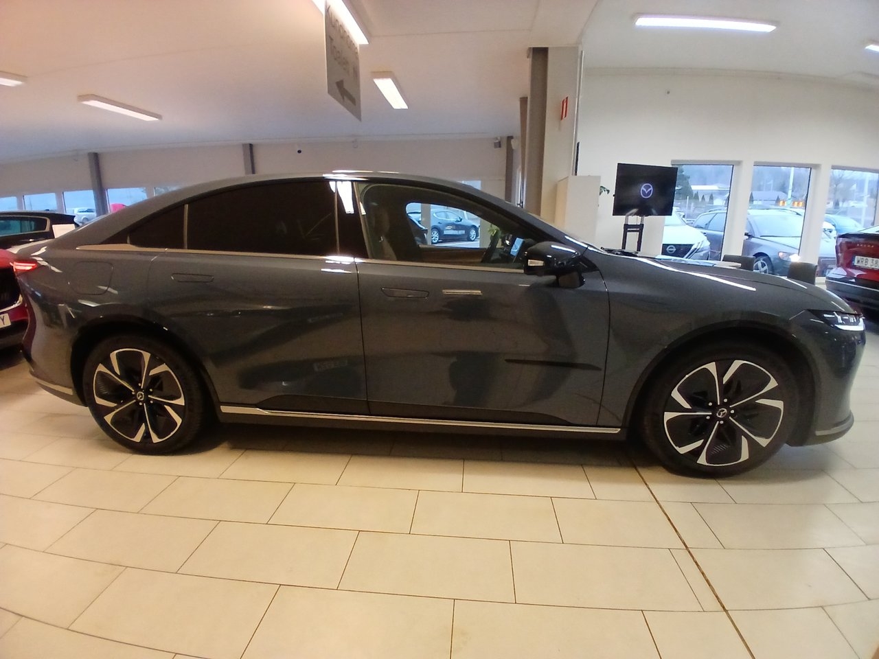 Mazda 6e Takumi Plus 68,8 kWh 2025, bild 7/16