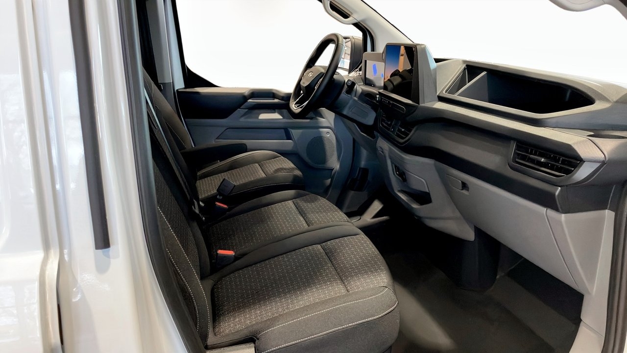 Ford Custom V-hjul och Service ingår 2025, bild 3/15