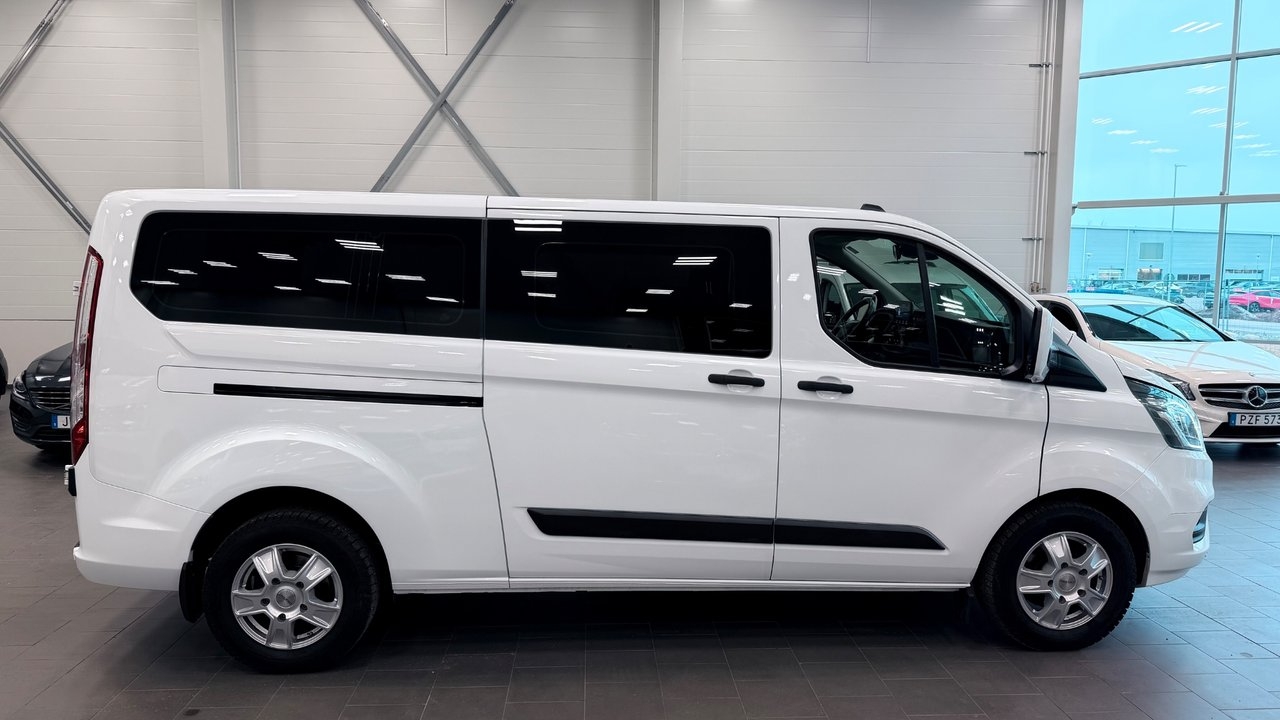 Ford Tourneo Custom 2021, bild 4/10