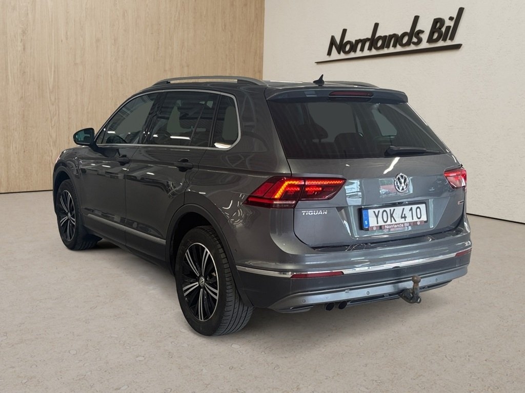 Volkswagen Tiguan 2.0 TDI 4Motion Drag 2018, bild 3/10