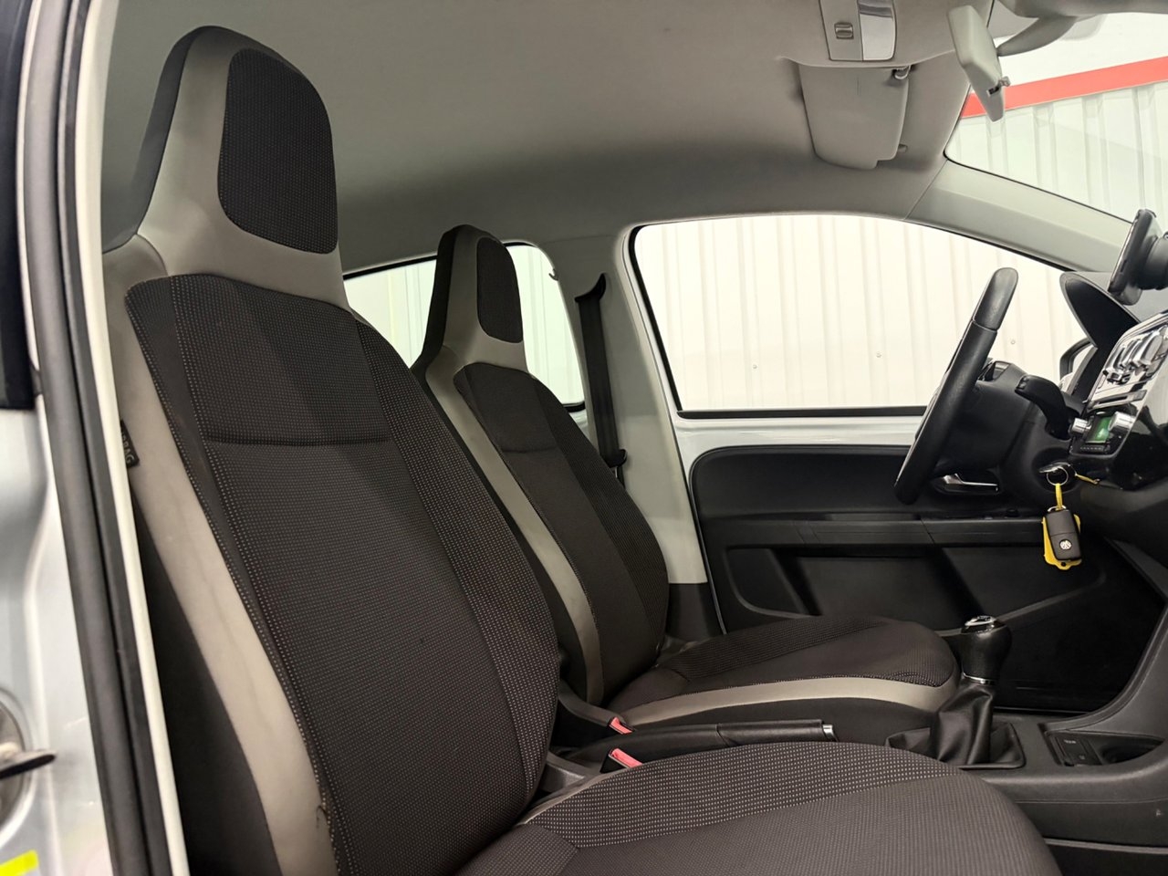 Volkswagen UP! eco 5-dörrars high up 2013, bild 7/23