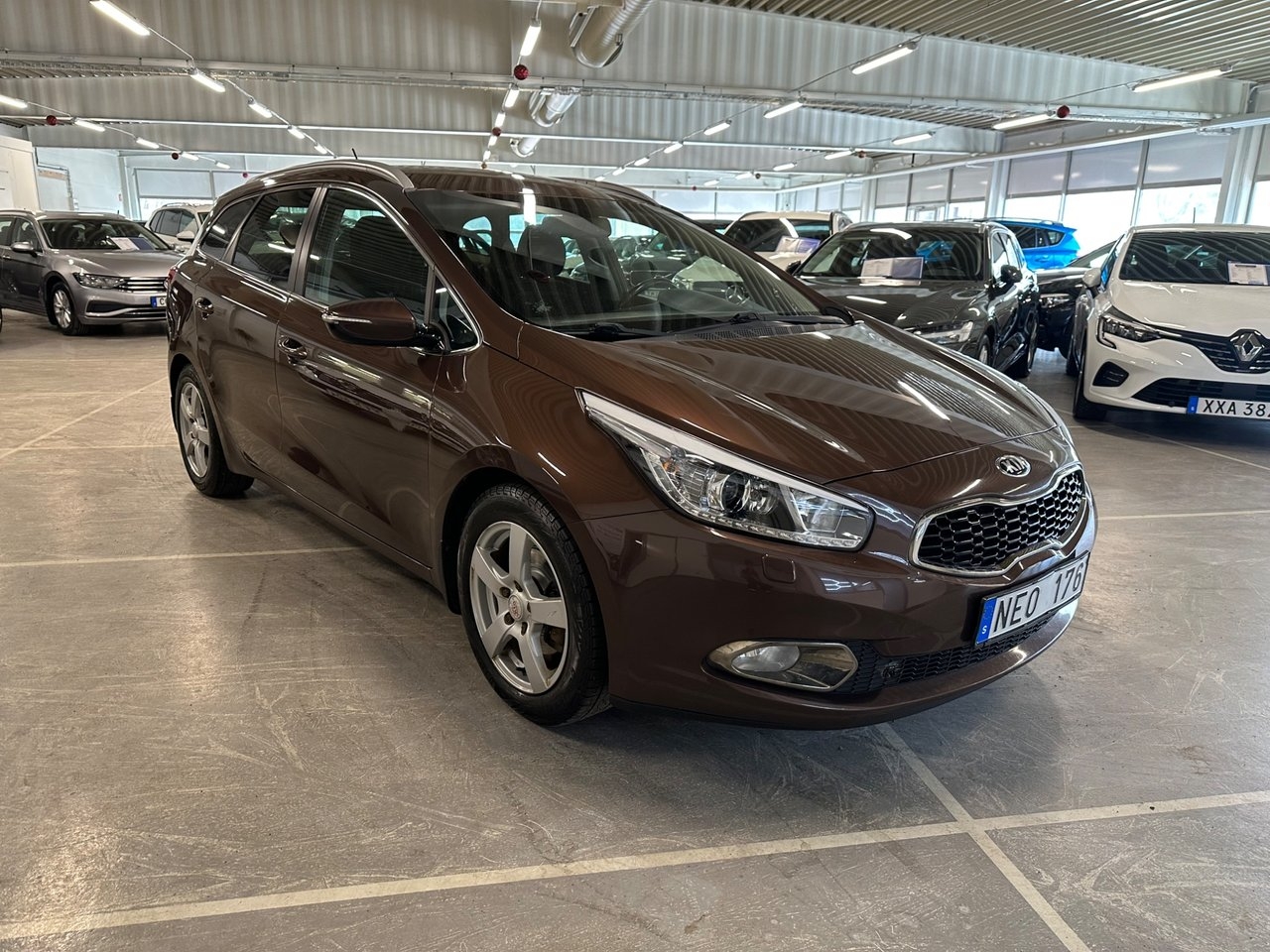Kia Ceed 2013, bild 2/10