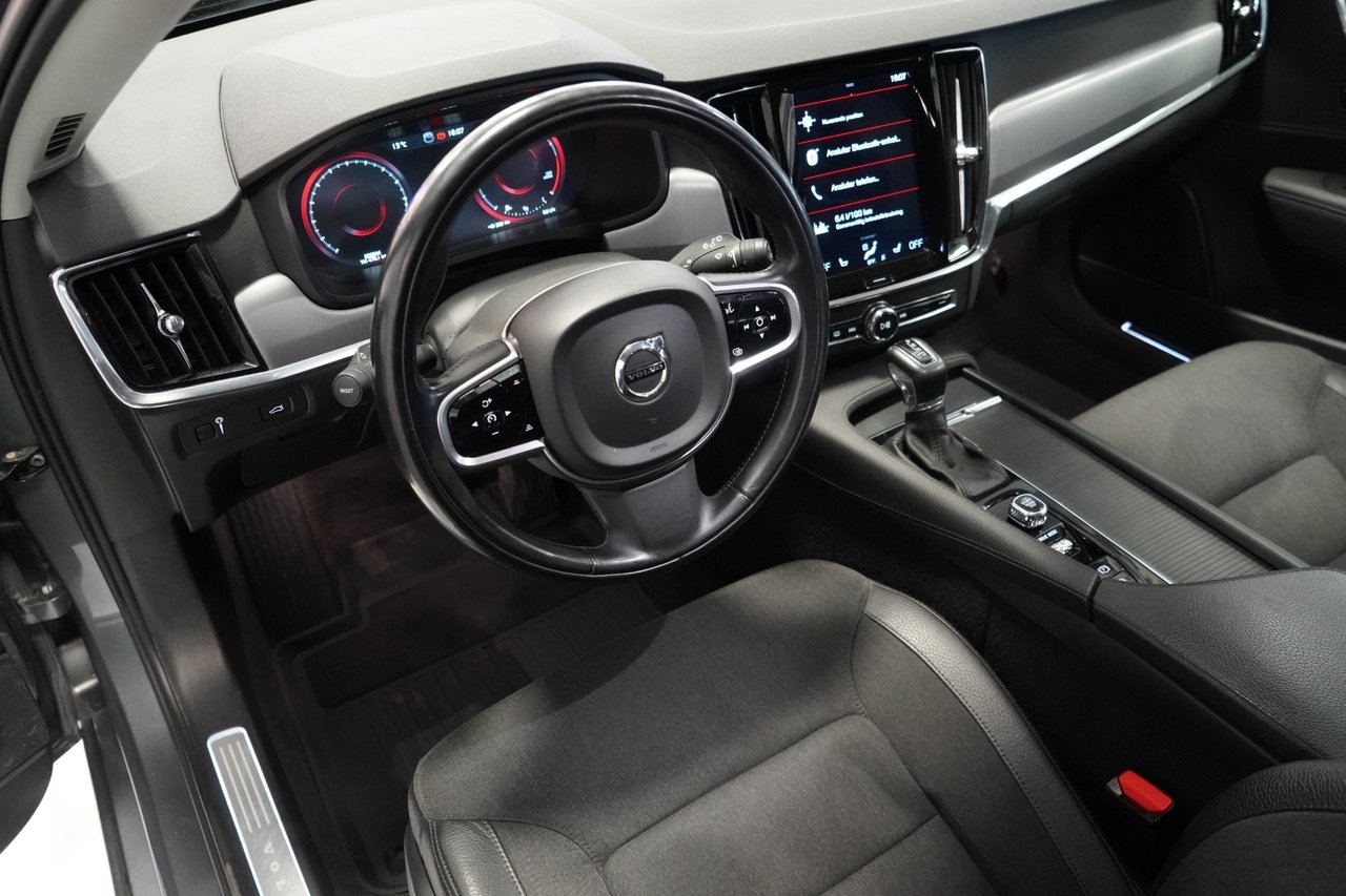 Volvo V90 D4 Momentum Euro 6 2019, bild 7/10