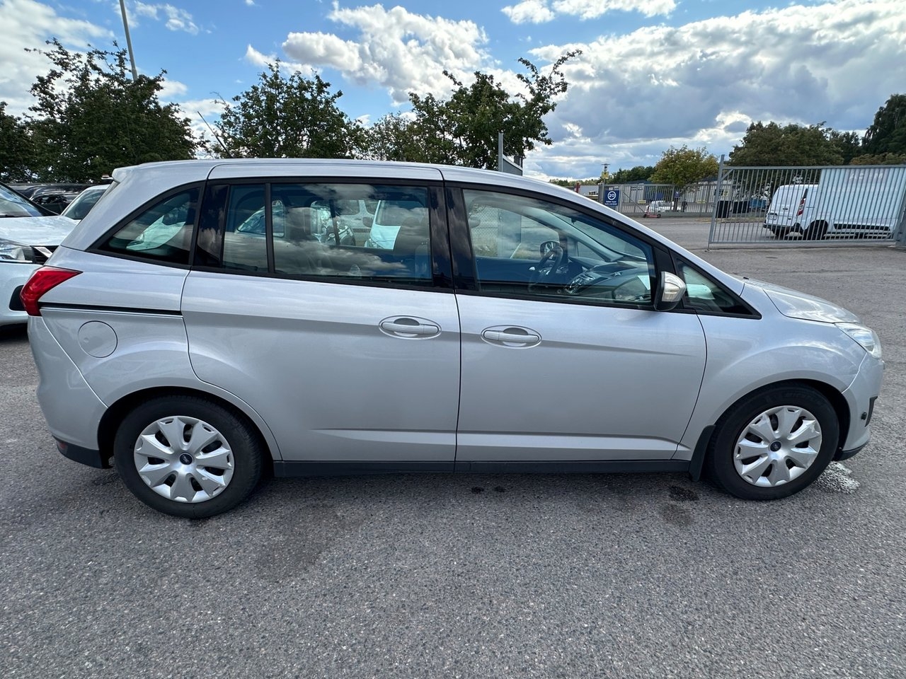 Ford Grand C-MAX 2013, kuva 3/15