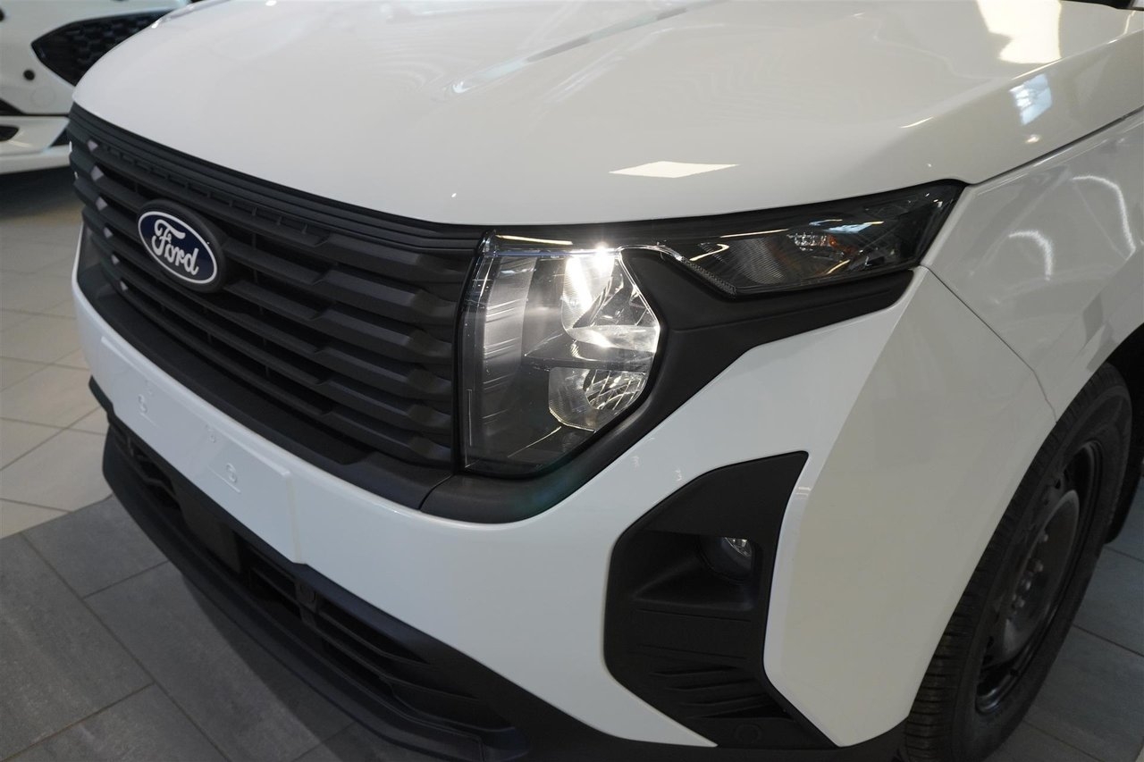 Ford Transit Courier 2026, bild 7/10