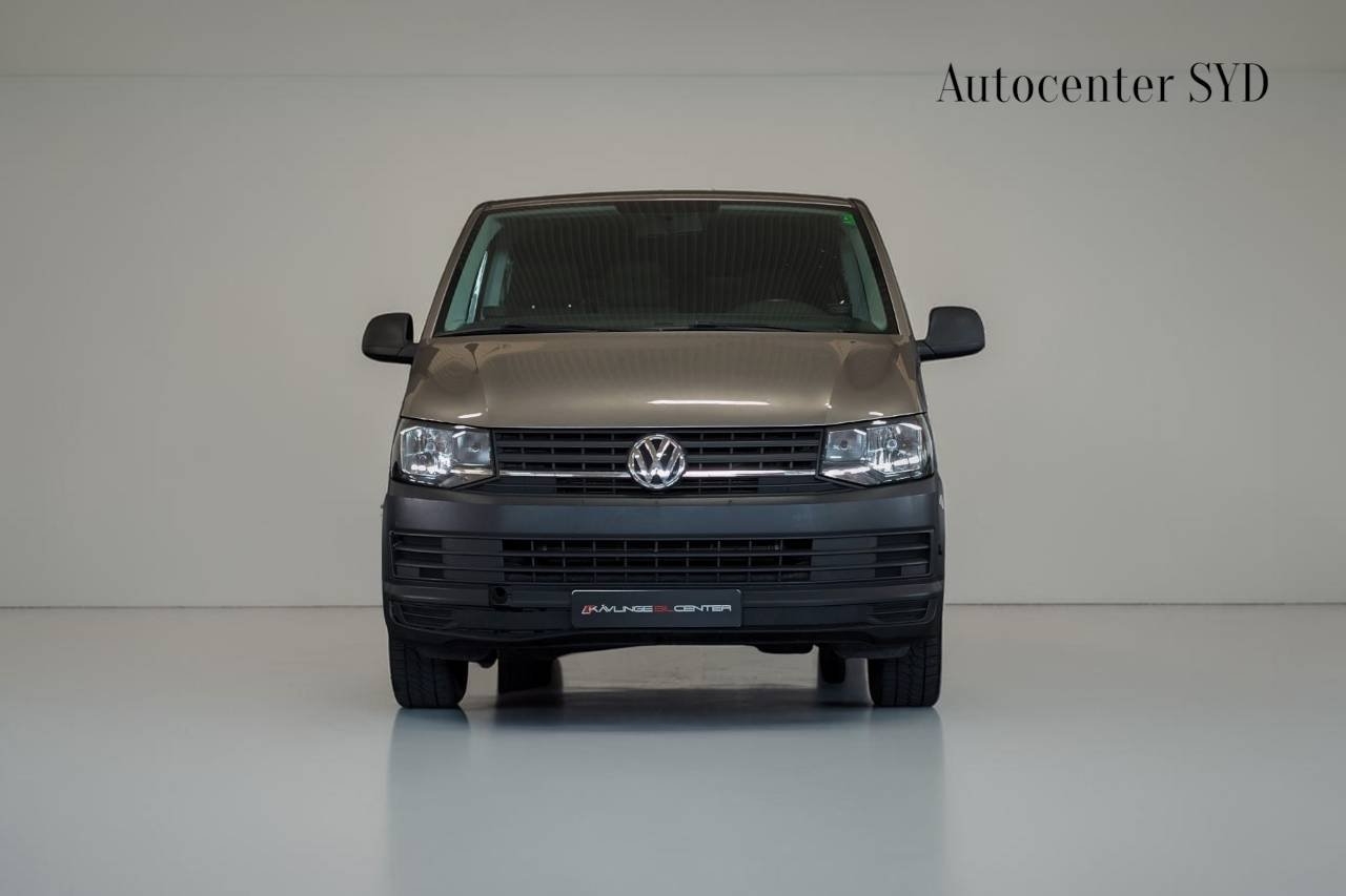 Volkswagen Caravelle 2017, kuva 2/10