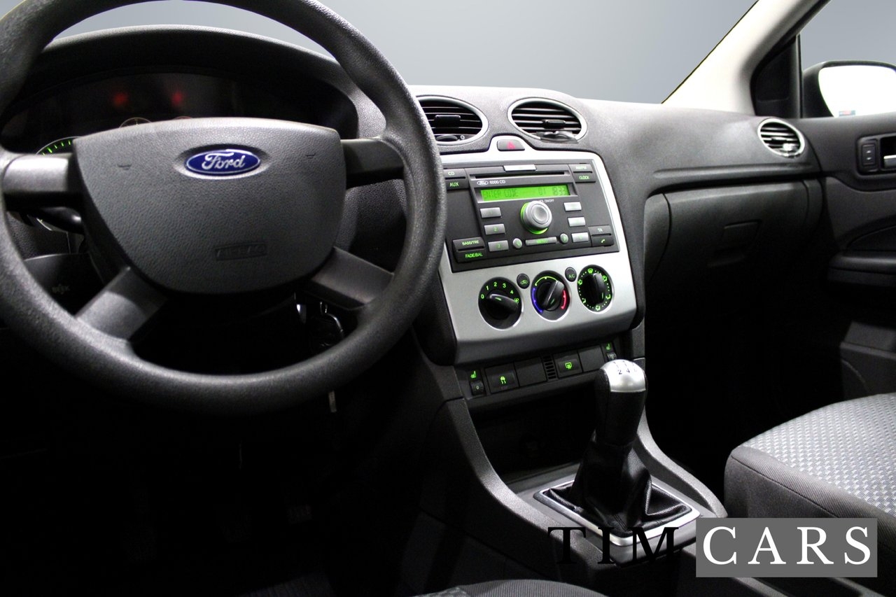 Ford Focus 2006, photo 7/8
