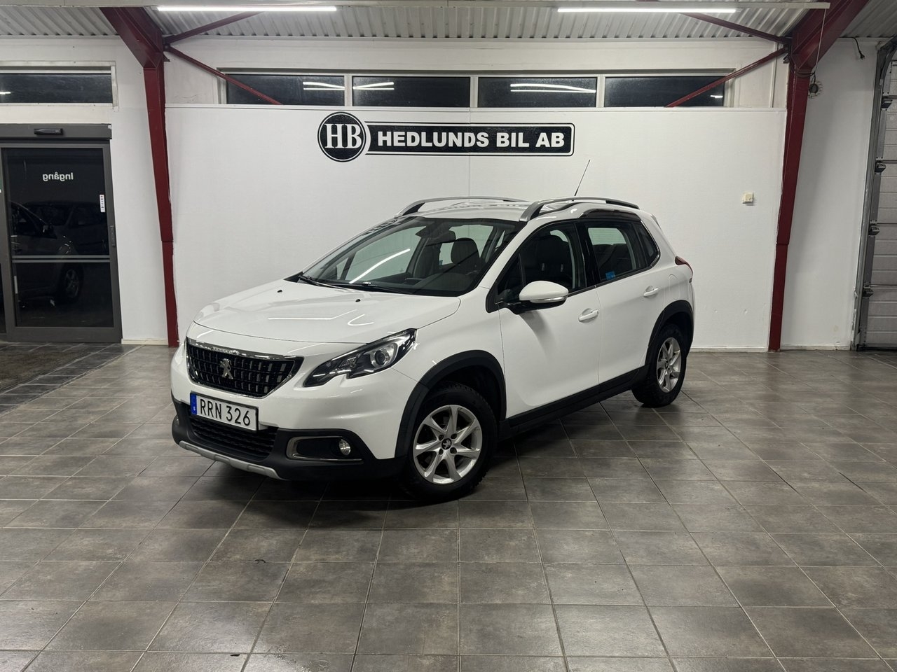 Peugeot 2008 1.2 PureTech 2017, kuva 3/10