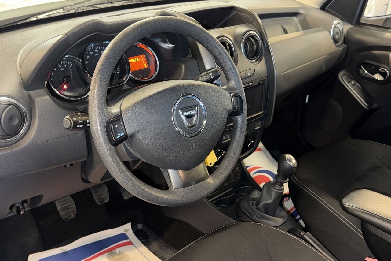 Dacia Duster 2015, bild 6/10