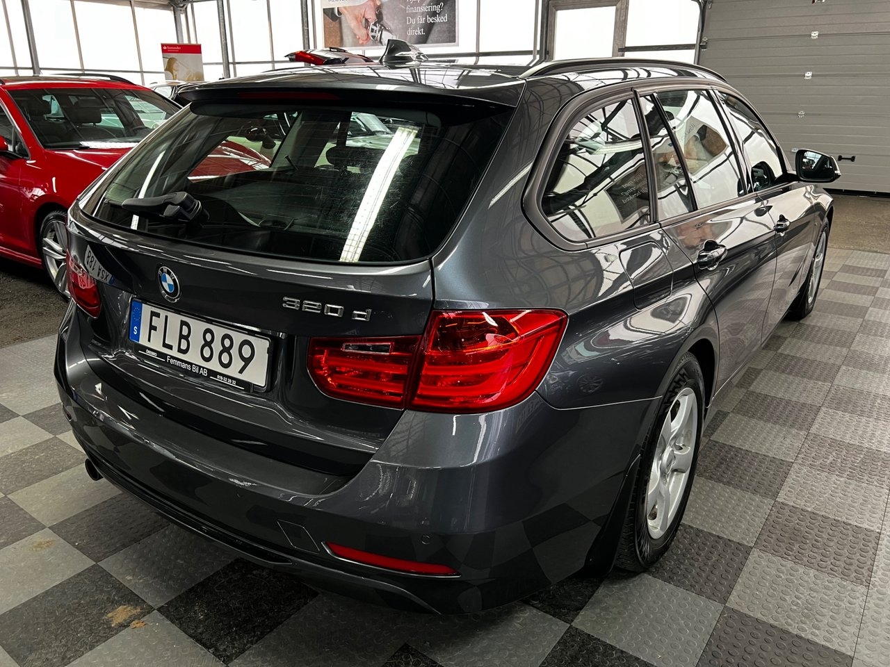 BMW 320 d Touring Steptronic Sport line 2015, bild 4/10