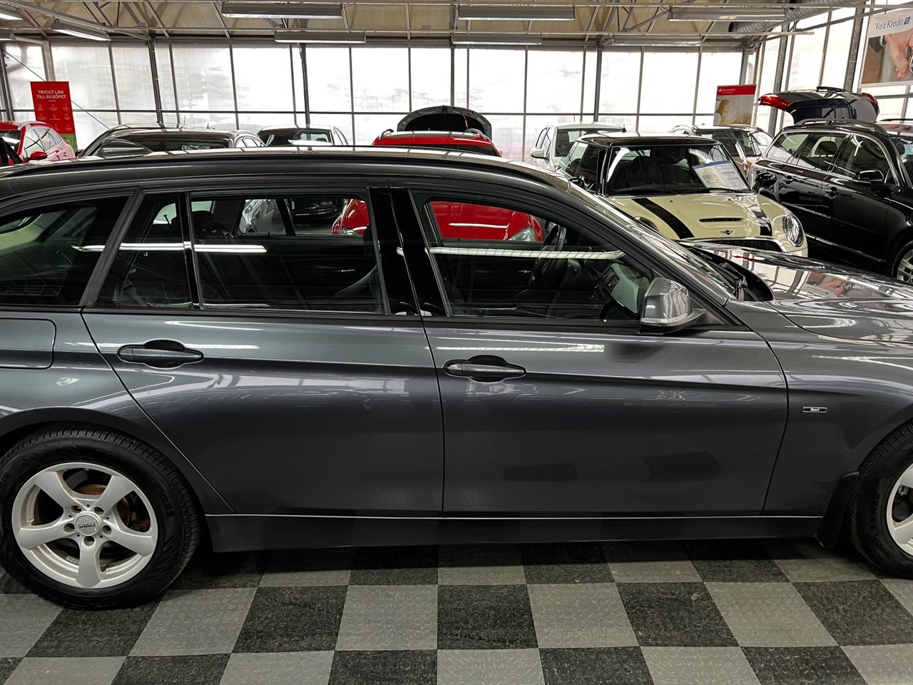 BMW 320 d Touring Steptronic Sport line 2015, bild 5/10