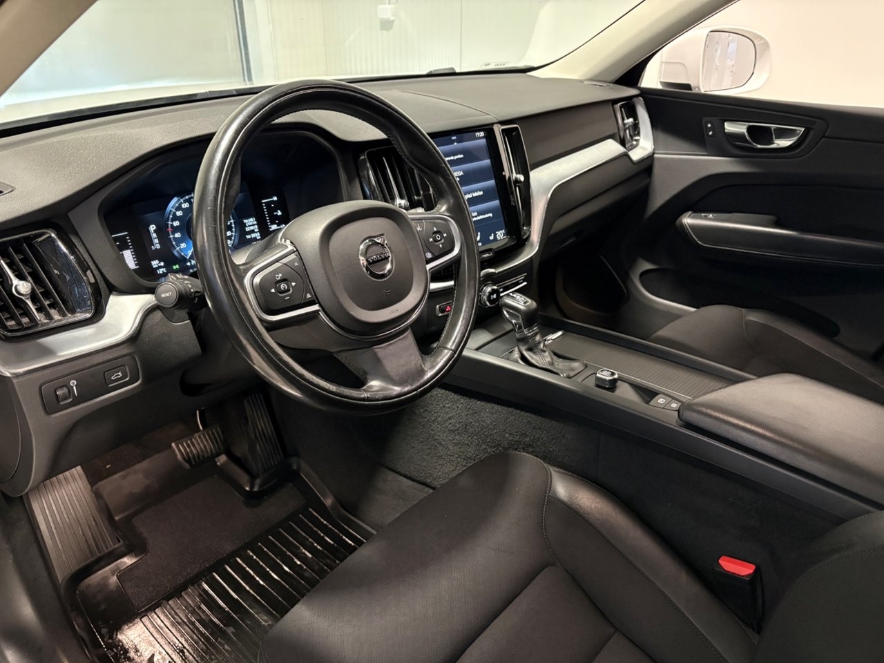 Volvo XC60 2018, bild 7/10