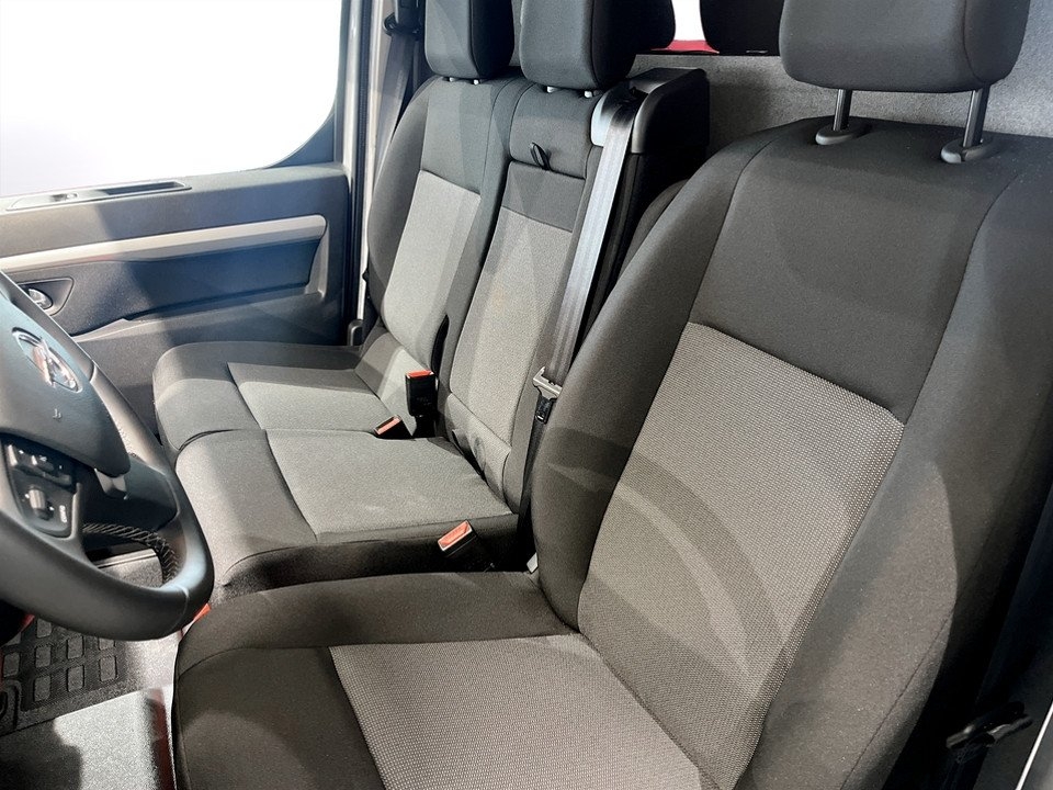 Opel Vivaro-e Premium 75KWH 136hk Aut L3 2023, bild 6/15