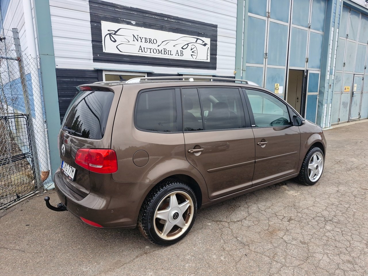 Volkswagen Touran 2012, bild 3/10