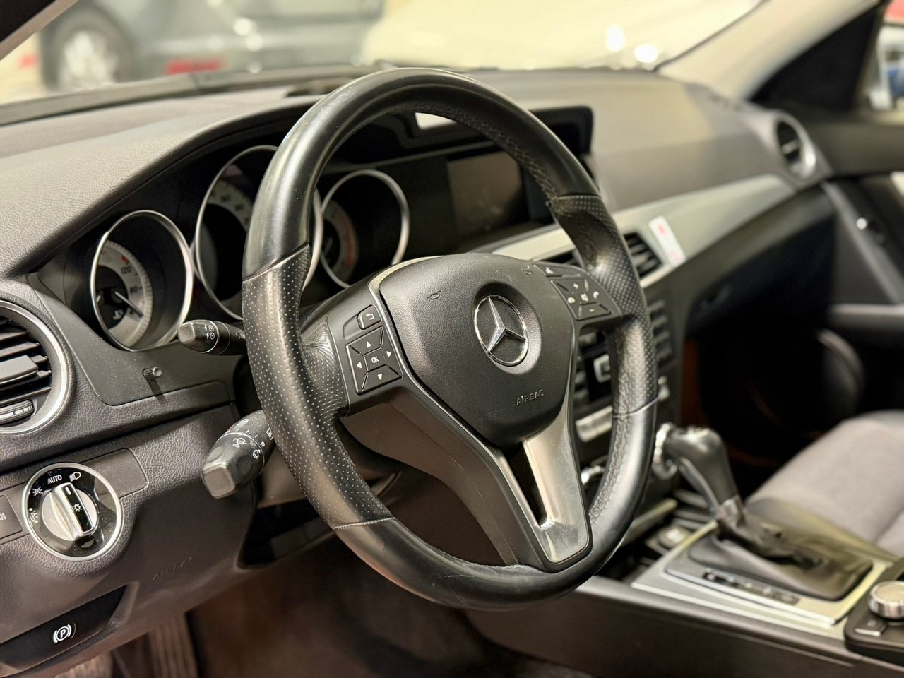 Mercedes-Benz C 2012, bild 6/10