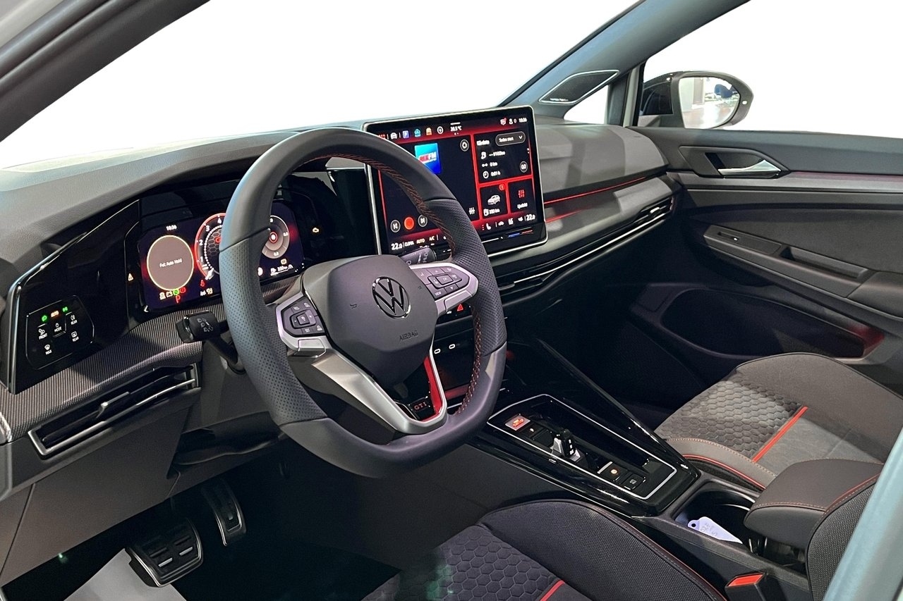 Volkswagen Golf 2026, bild 6/10