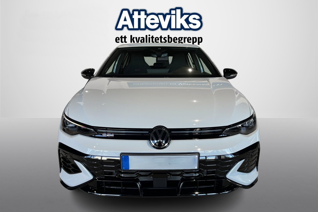 Volkswagen Golf 2026, bild 5/10