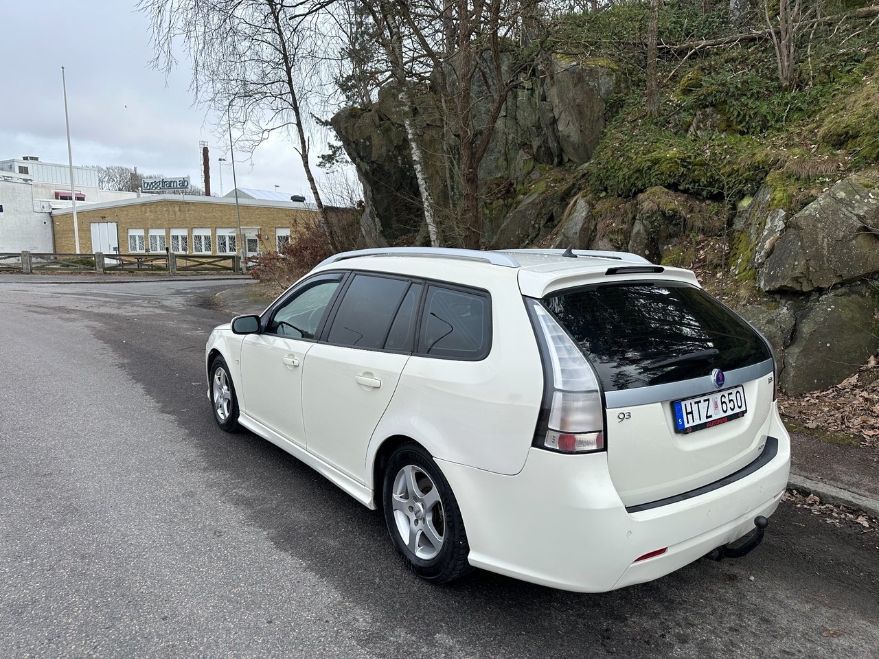 Saab 9-3 SportCombi 1.8t BioPower Vector 2009, bild 3/6
