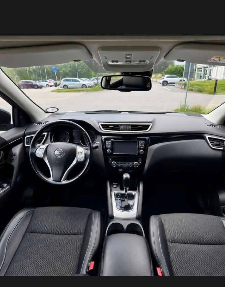 Nissan Qashqai 1.2 DIG-T XTRONIC-CVT 2016, bild 2/4