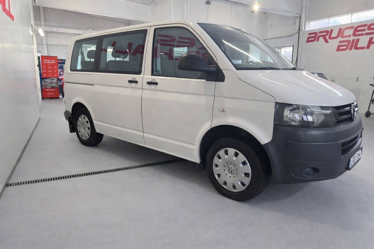 Volkswagen Caravelle 2011, photo 6/10