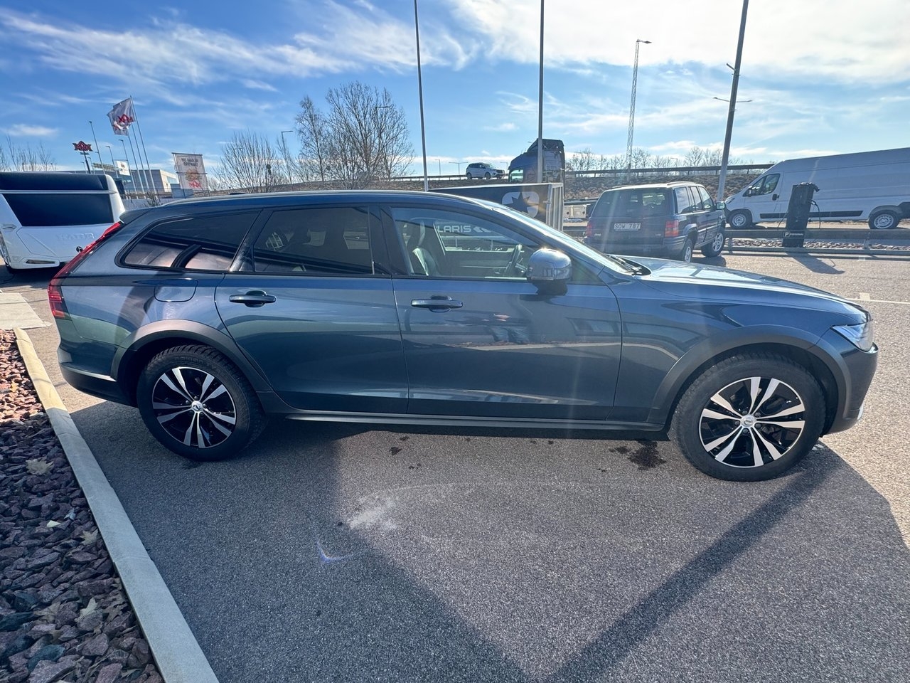 Volvo V90 Cross Country 2023, kuva 5/10