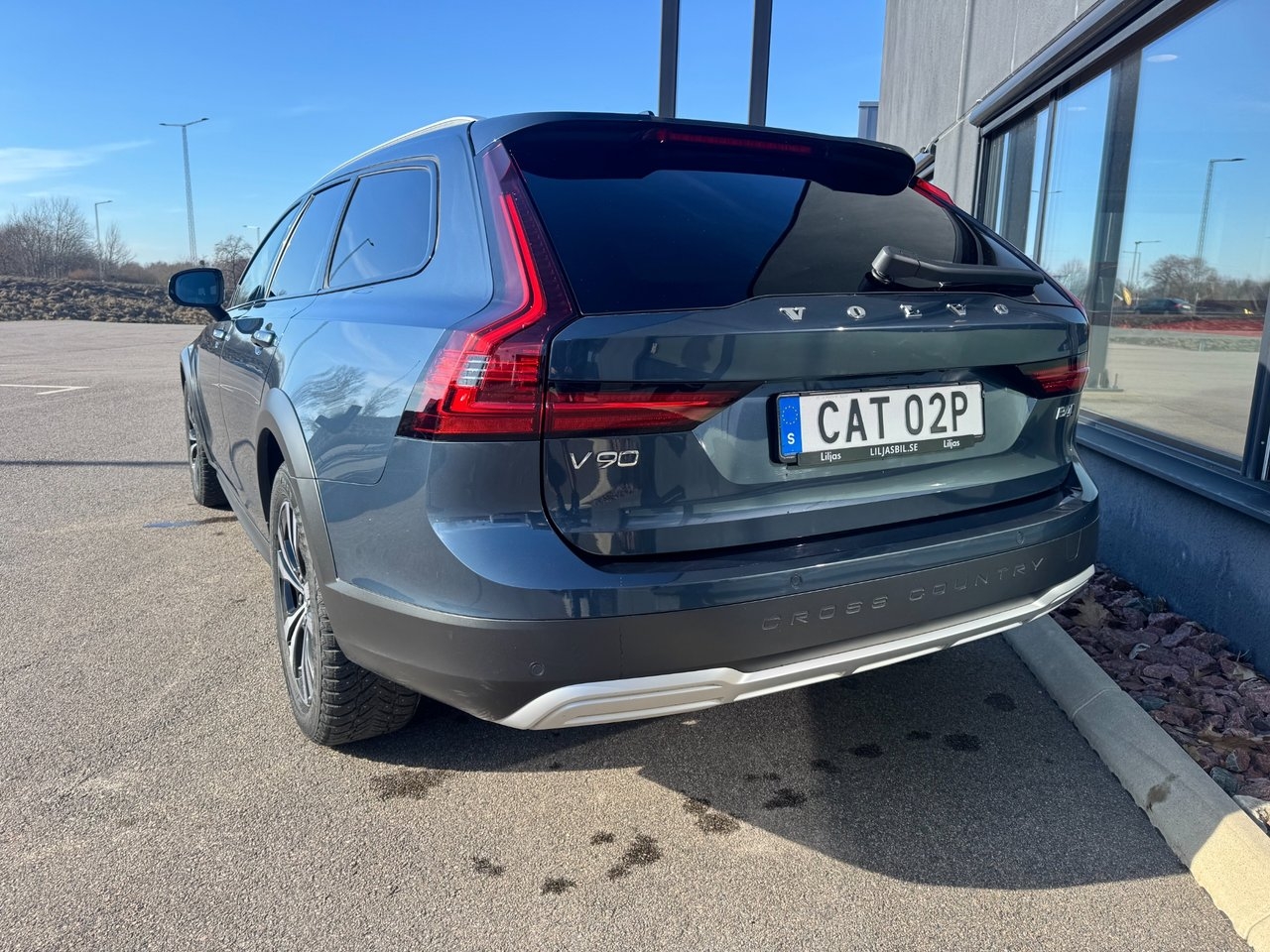 Volvo V90 Cross Country 2023, kuva 4/10