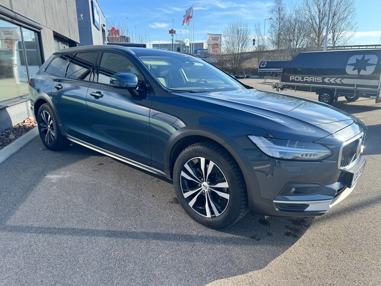 Volvo V90 Cross Country 2023, kuva 6/10