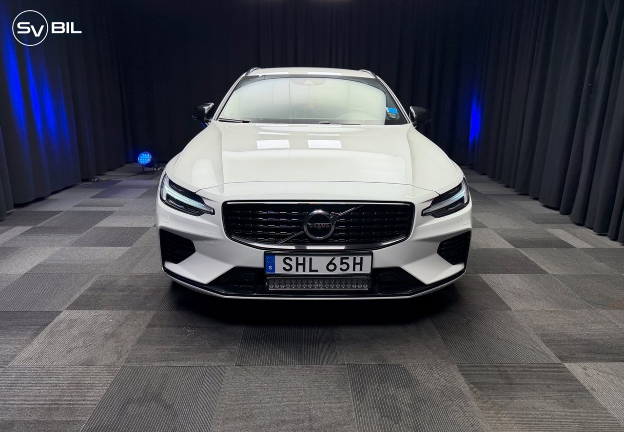 Volvo V60 Recharge T6 AWD Geartronic 2021, bild 2/10