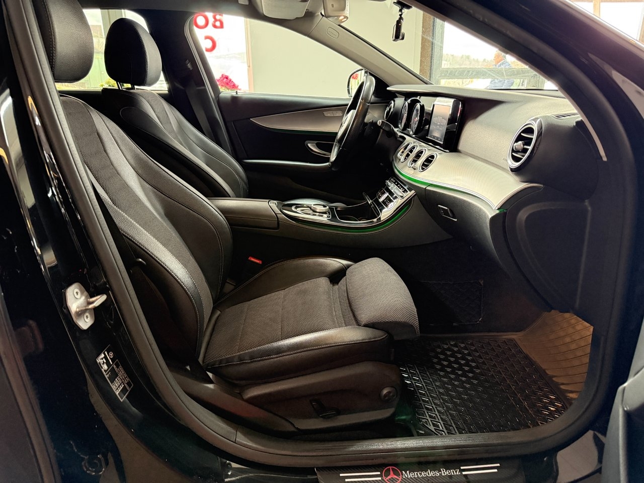 Mercedes-Benz E 2017, bild 6/17
