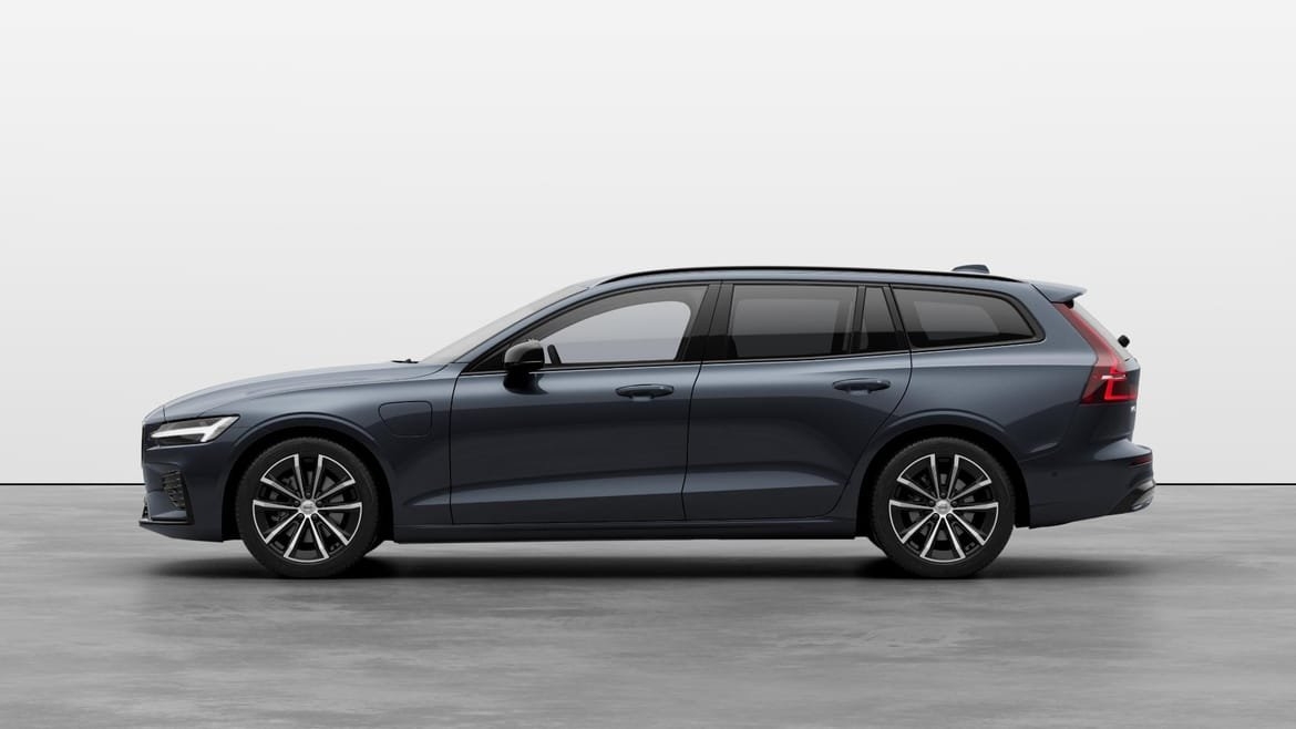 Volvo V60 T6 Plus Dark Nordic Edition 2026, bild 2/13