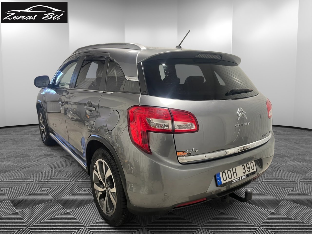 Citroen C4 Aircross 1.6 4WD 2013, photo 4/7
