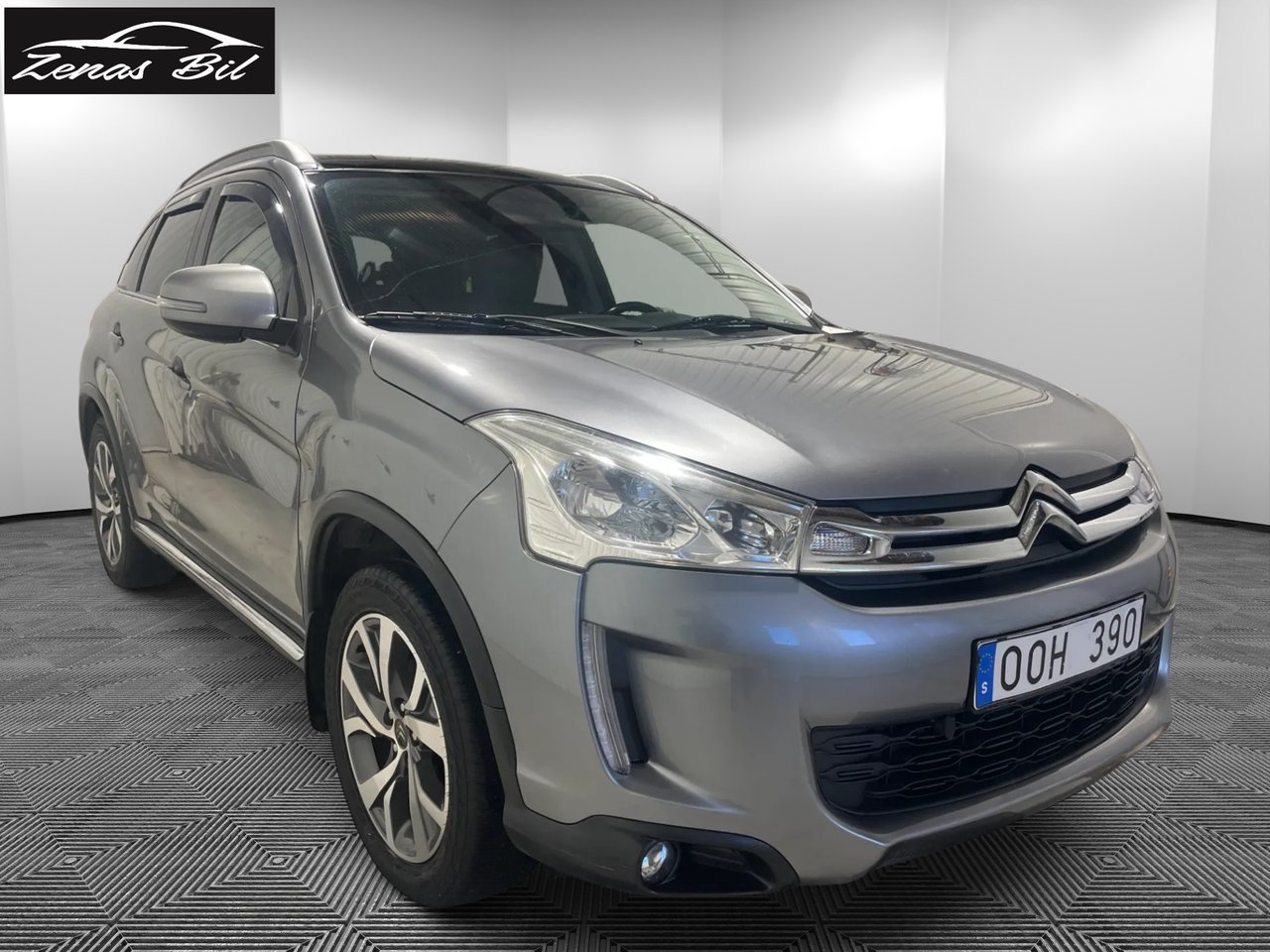 Citroen C4 Aircross 1.6 4WD 2013, photo 2/7